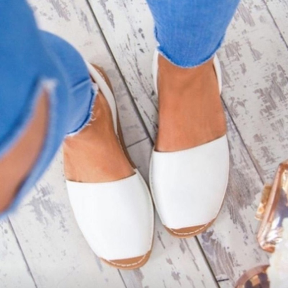 Super cute sandals